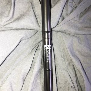 It cosmetics dual ended eyeshadow brush
